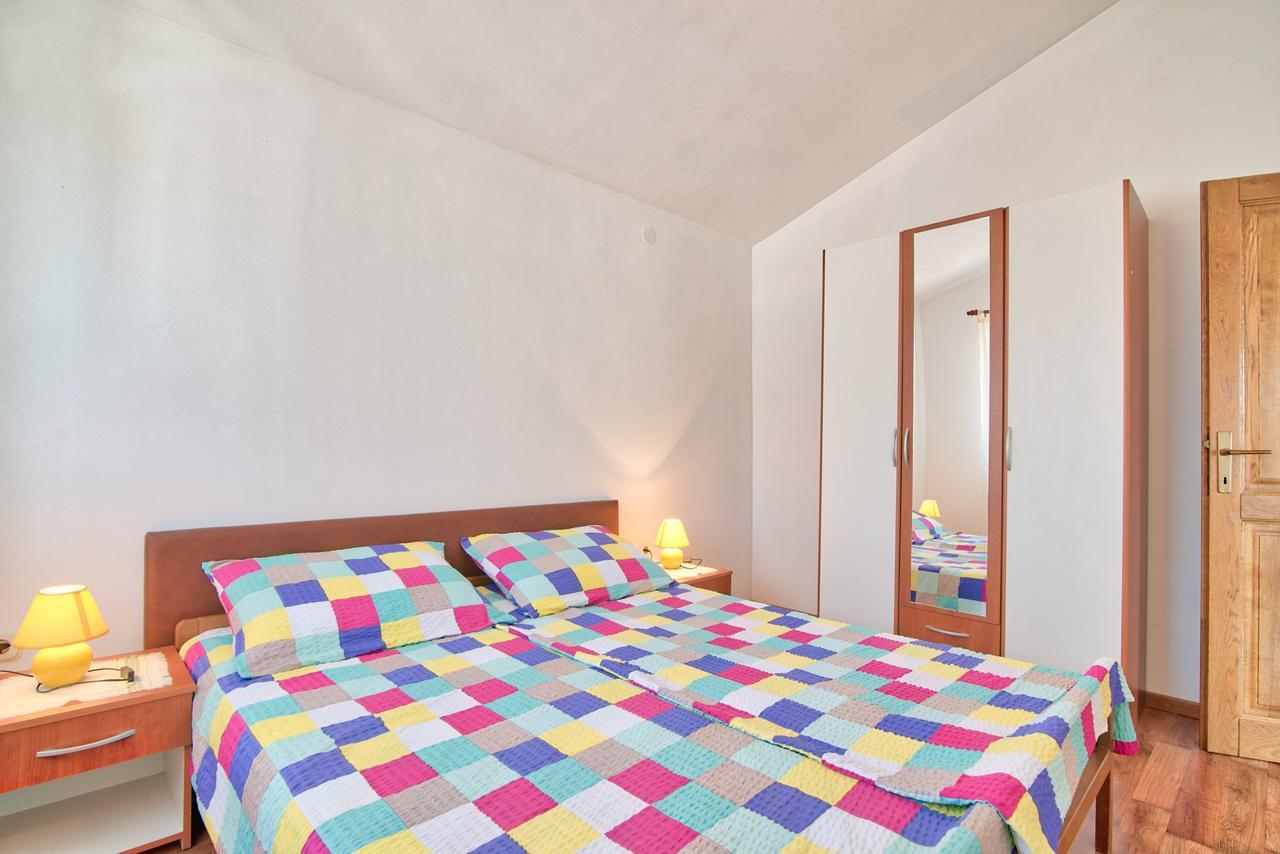 Maja Apartman *