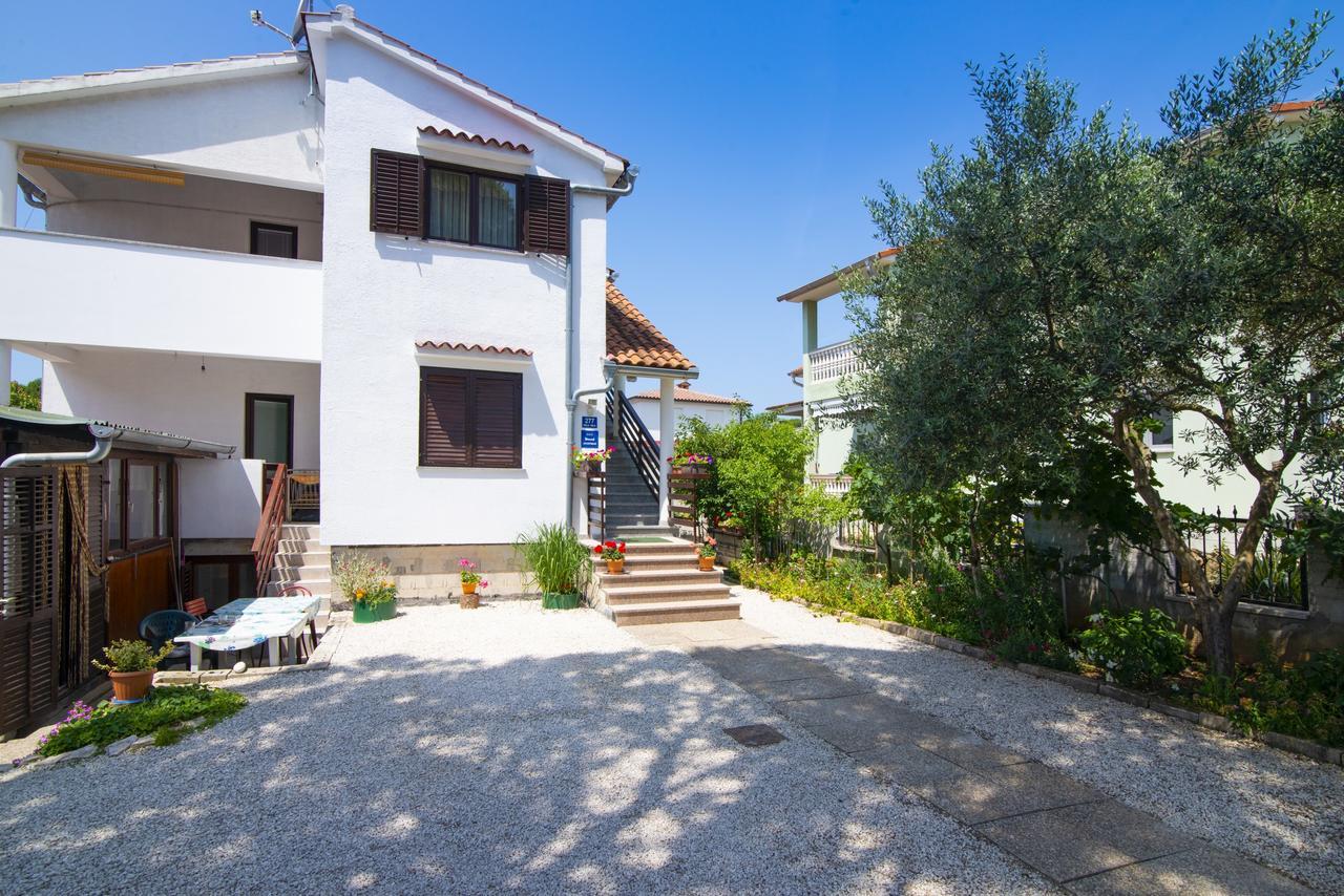 Apartman Maja Stinjan