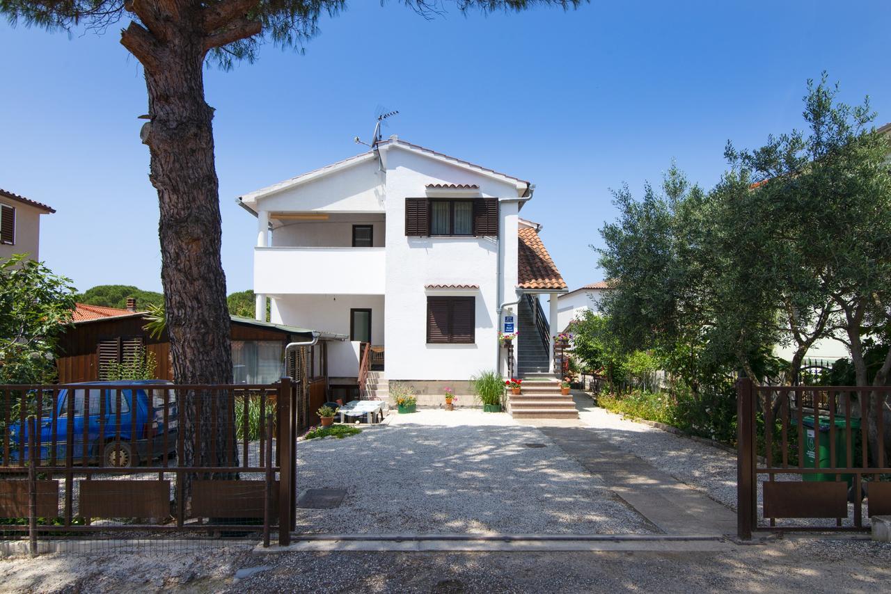 Maja Apartman Stinjan